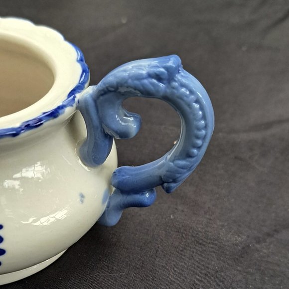 Mini Delft Blue Creamer/Pitcher & Sugar Bowl - Picture 7 of 8